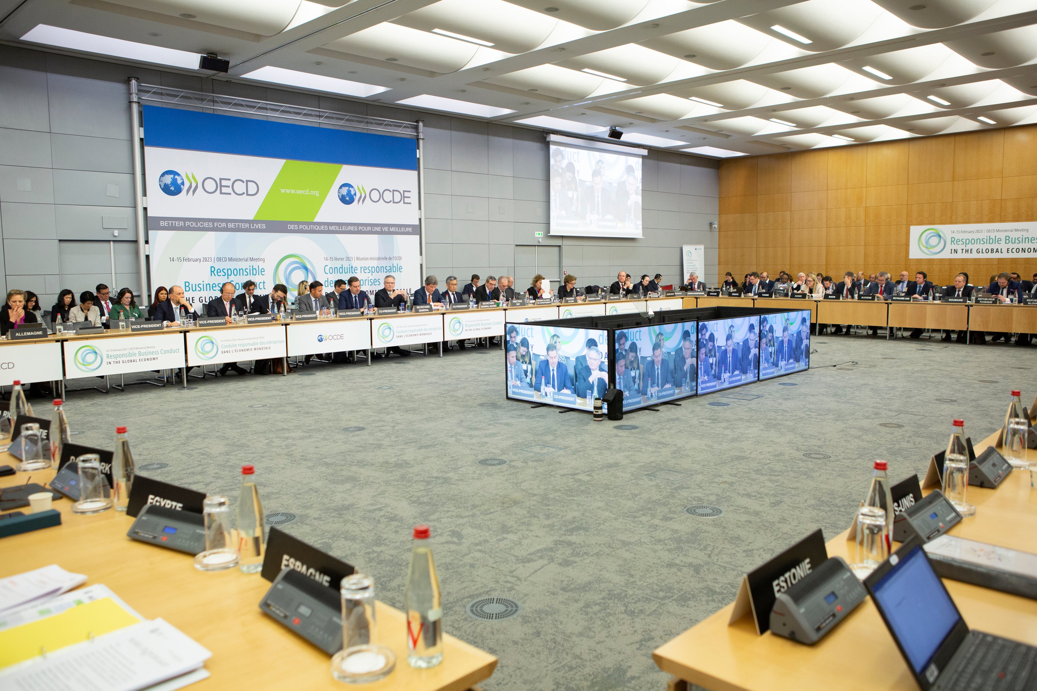 OECD Ministerial Meeting on responsible business conduct in the global economy (2)